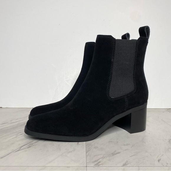 New! Steve Madden Rhiannon Black Suede Chelsea Bootie 7 1/2 M - Picture 14 of 14